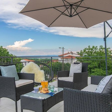 Premium 100M2 Sea View Apartment Liznjan Exterior photo